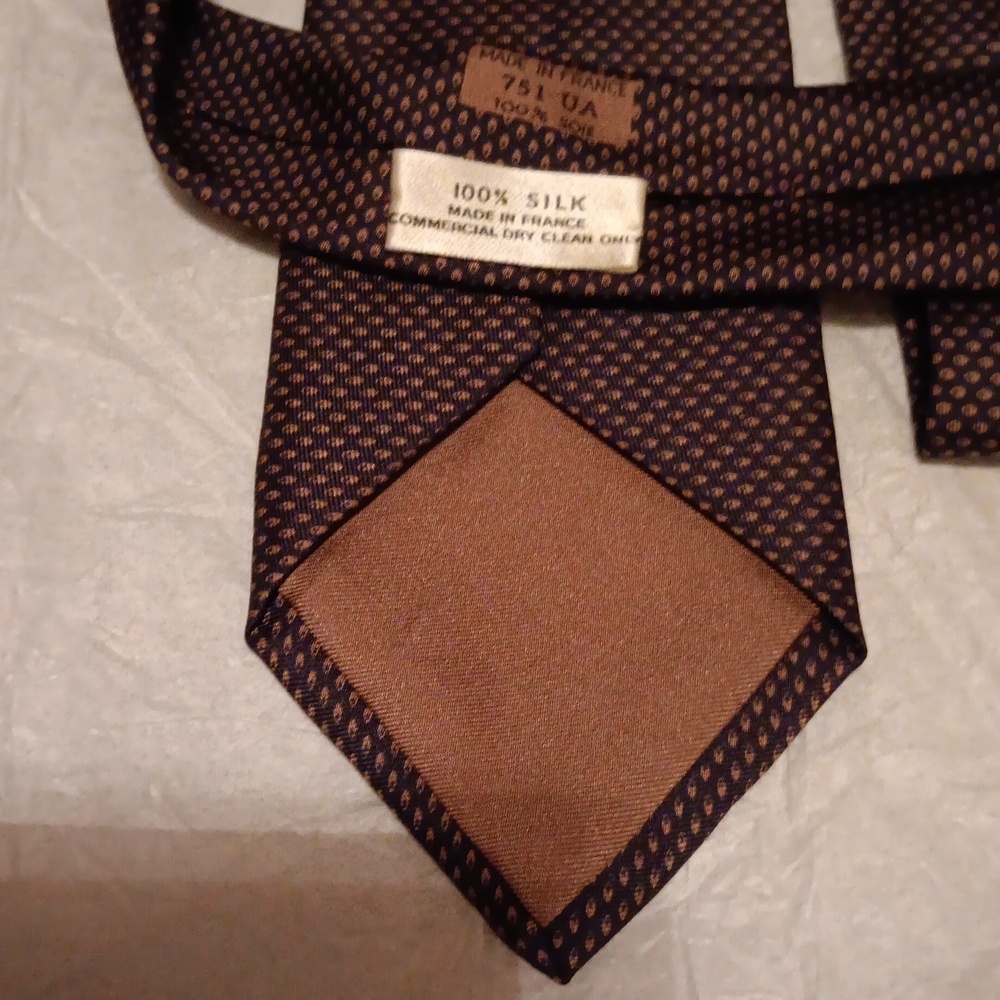 VINTAGE HERMES BLACK & BROWN SILK TIE - Picture 4 of 4